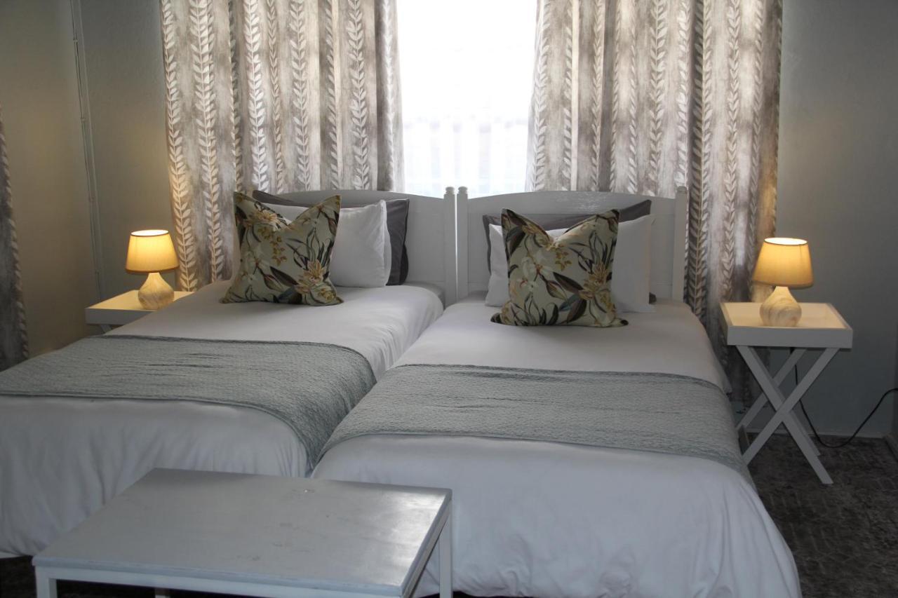 @Karoo Guesthouse Graaff-Reinet Exterior foto
